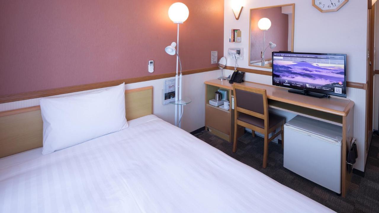 Toyoko Inn Aizuwakamatsu Ekimae Extérieur photo