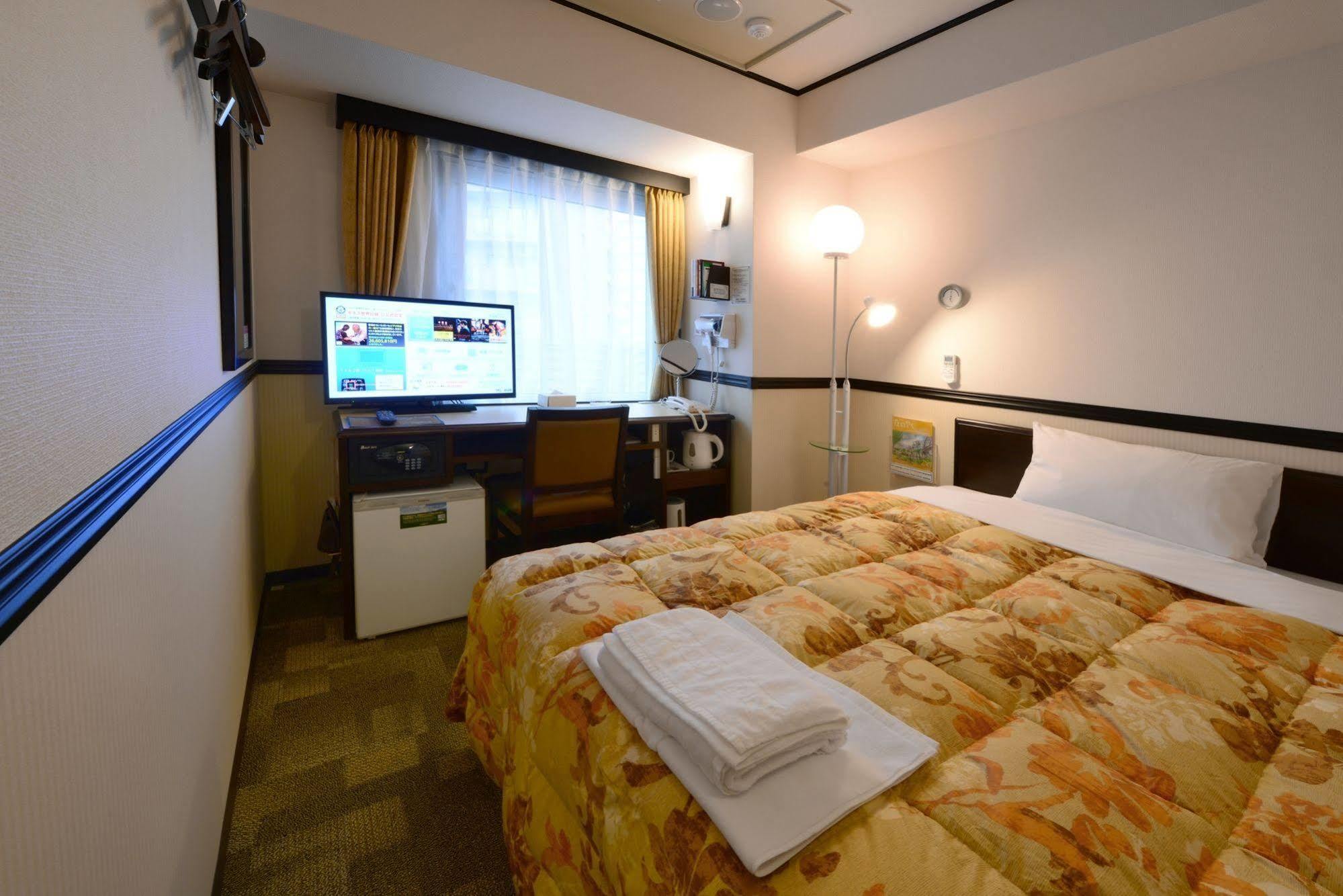 Toyoko Inn Aizuwakamatsu Ekimae Extérieur photo